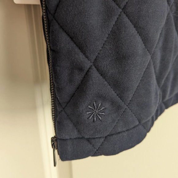 Athleta Retroplush Quilted Crew Sweatshirt, Navy, Medium - Picture 7 of 12